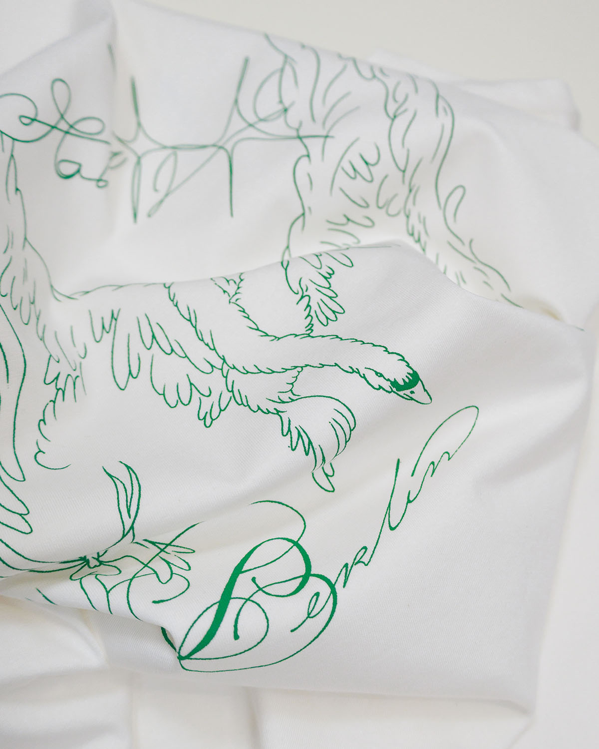Berlin Swan T-Shirt White - Image 7