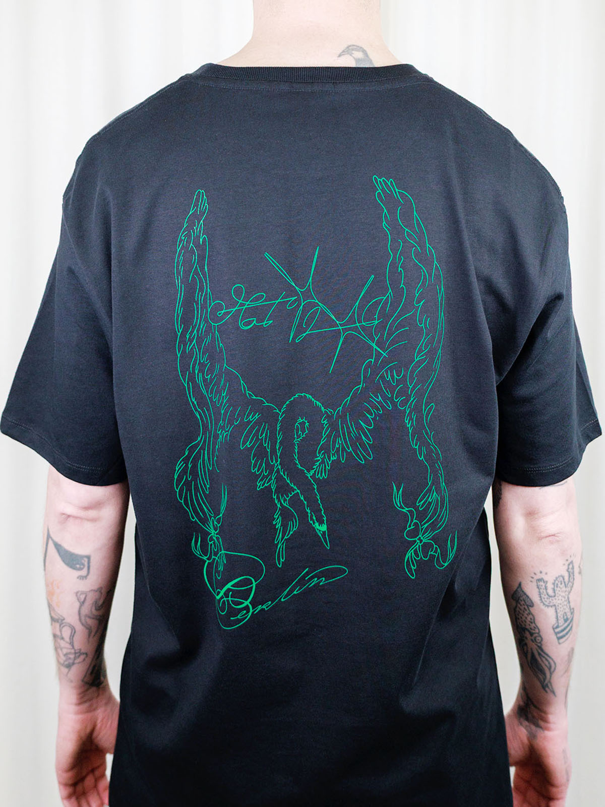 Berlin Swan T-Shirt Black