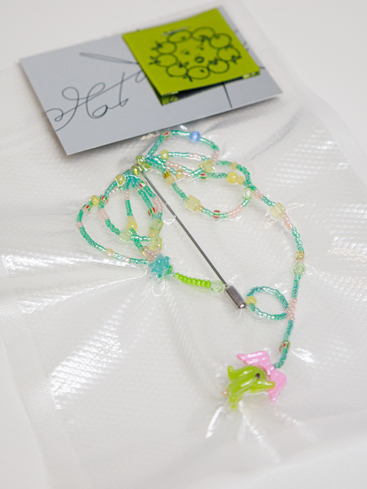 Dolphin Bow Brooch - Image 5